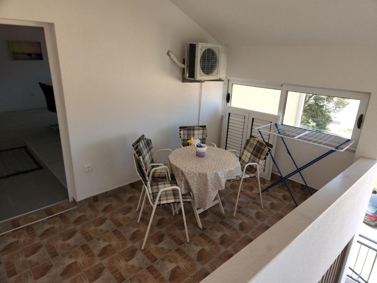 Apartmani Mia Sorajic Petrovac Luaran gambar
