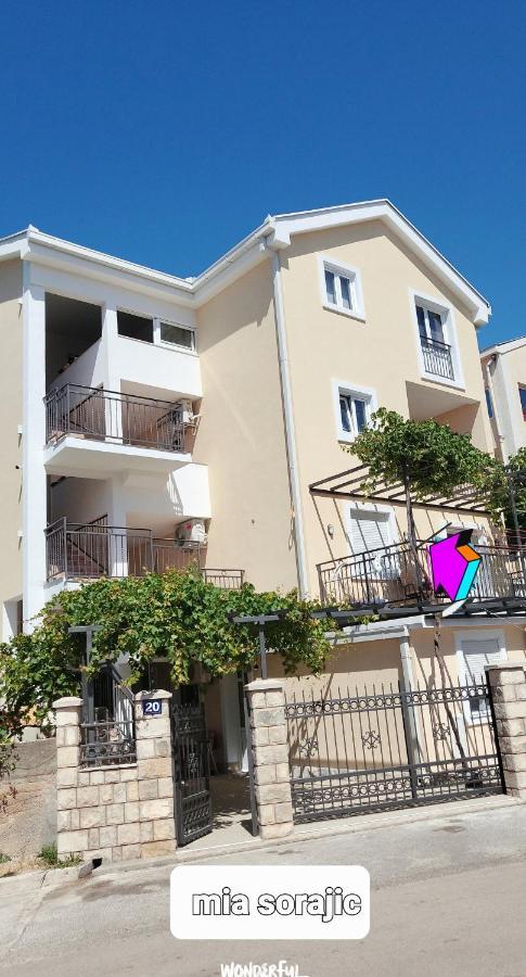 Apartmani Mia Sorajic Petrovac Luaran gambar