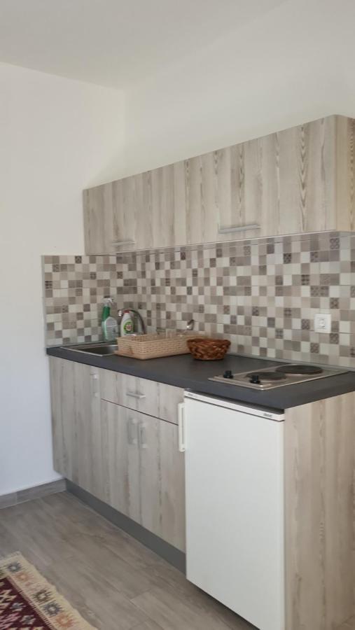 Apartmani Mia Sorajic Petrovac Luaran gambar